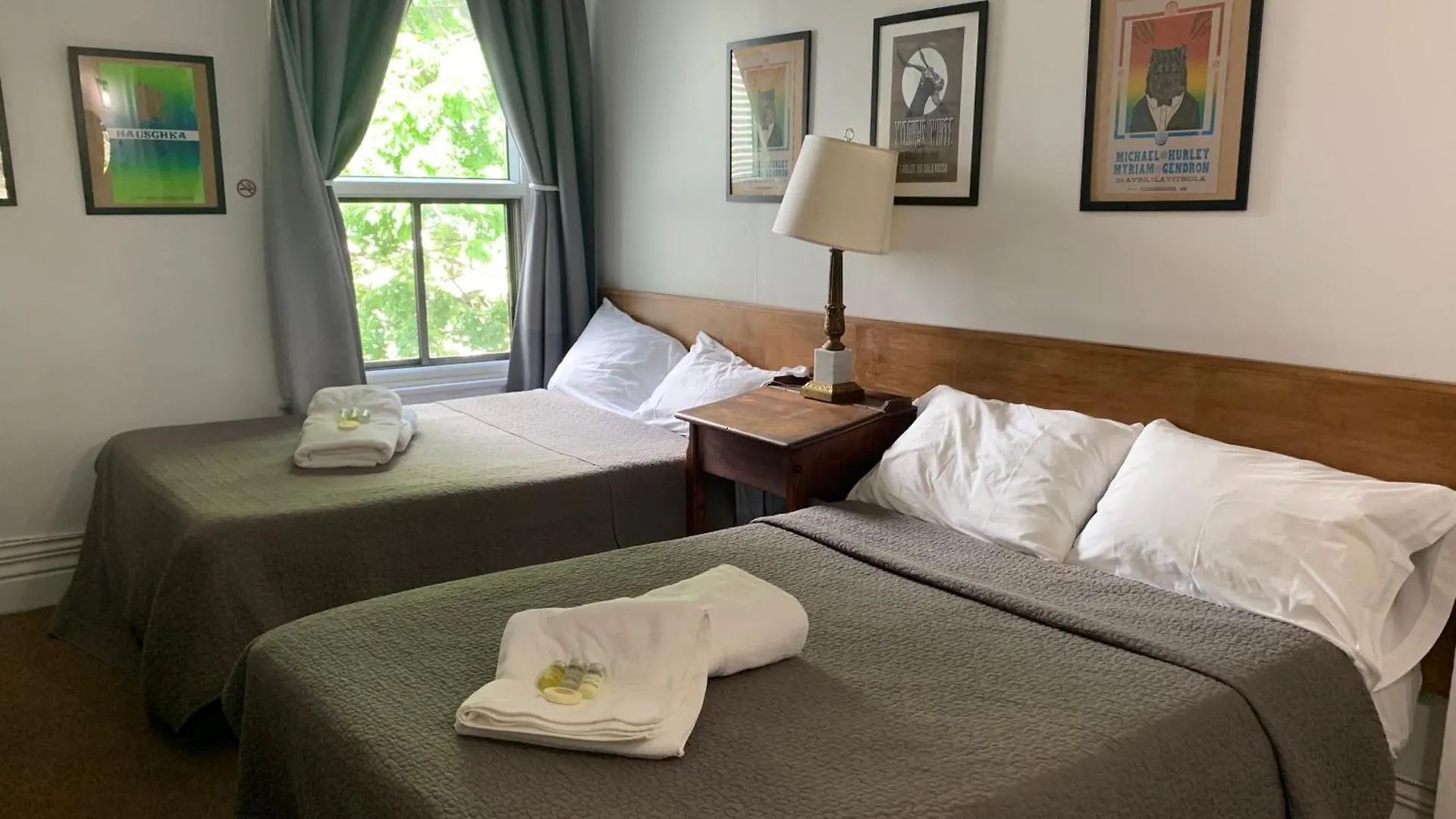 ** Guest house Pensione Popolo Montreal Canada