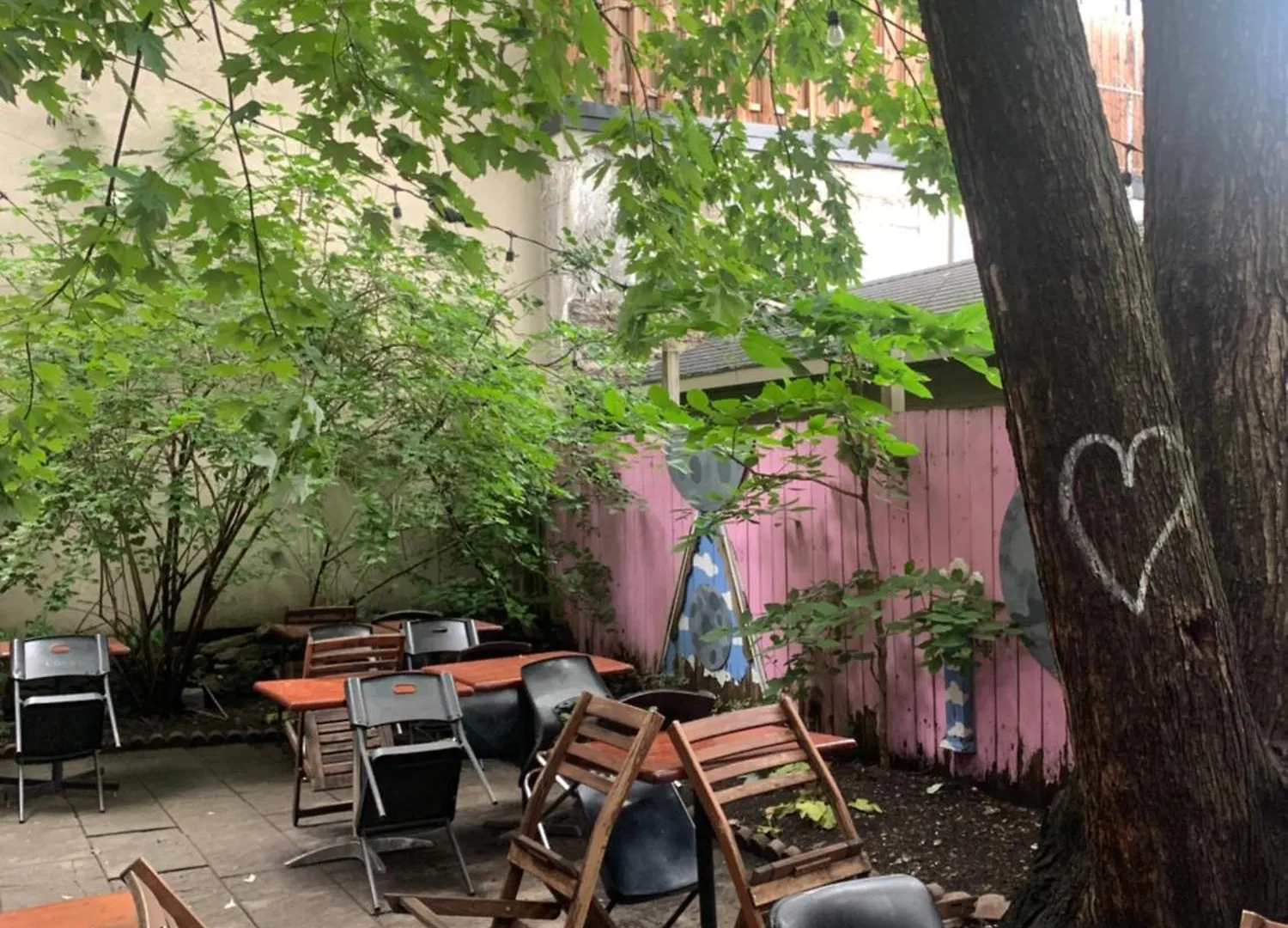 Pensione Popolo Montreal